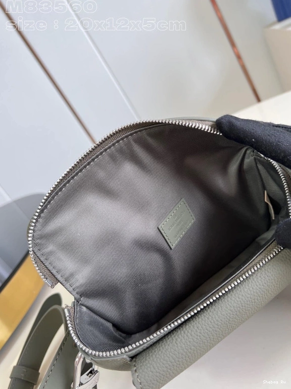 Wearable Pilot LOUIS VUITTON Wallet-20*12*5.5CM 0821